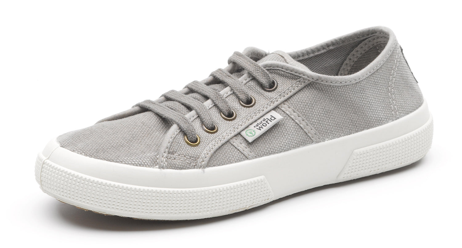 Old Blossom Grau 670